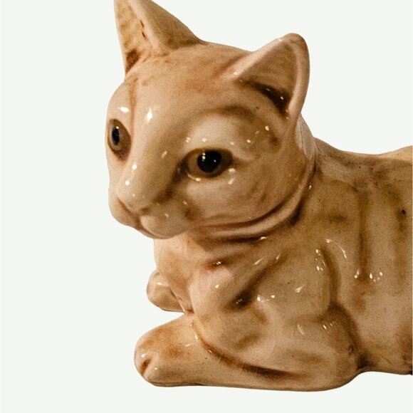 Vintage Porcelain Cat Figurine Made in Japan. Excellent Preowned Condition - Picture 4 of 12